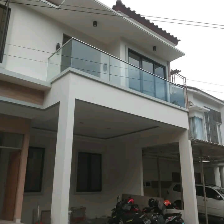 Railing Balkon Tempered Bekas
